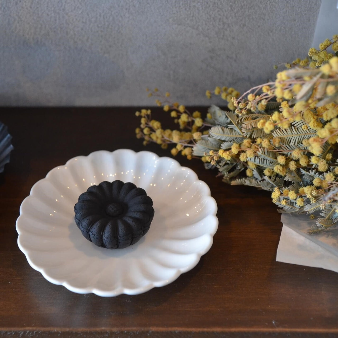 Ceramic Charcoal Aroma Diffuser — Rikyu | Made in Japan
