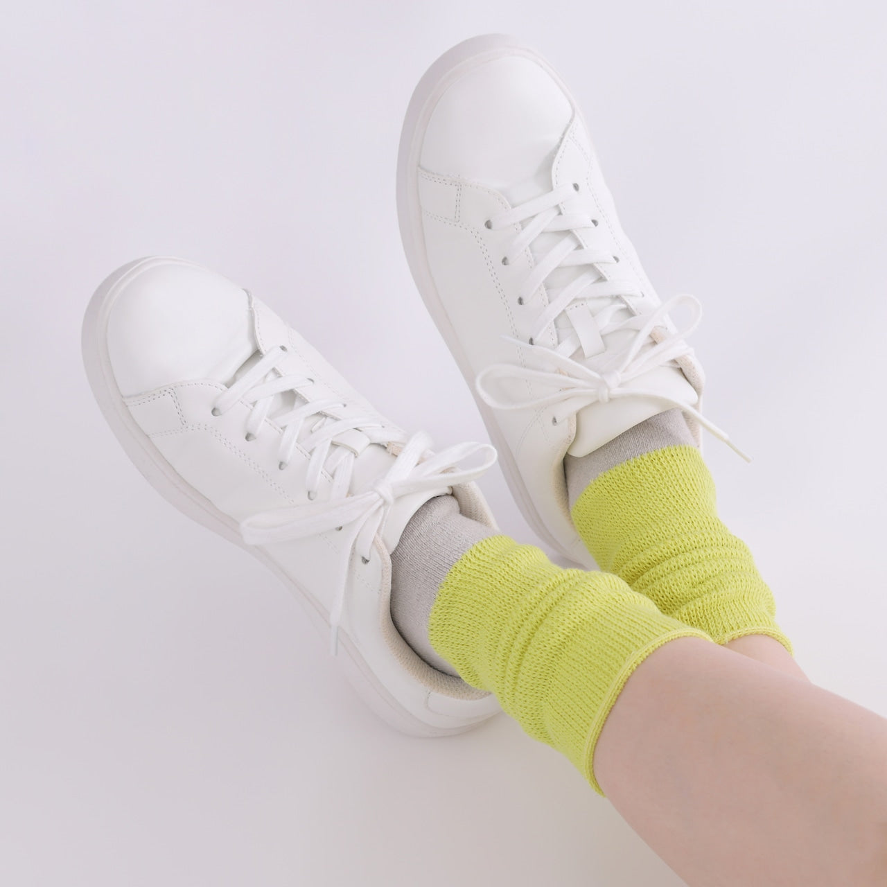 Japanese Charcoal Pile Socks — Cedar & Cypress Ceramic Charcoal, 99% Odor Elimination | Made in Japan