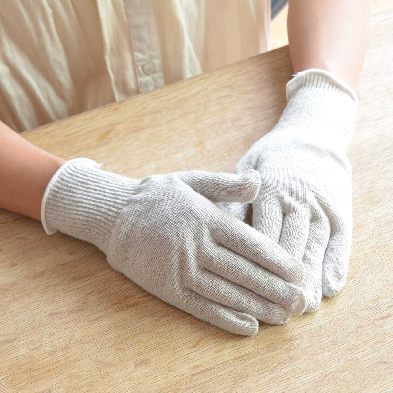 Japanese Charcoal Cotton Gloves — Moisturizing, UV Protection & Sensitive Skin Care | Made in Japan