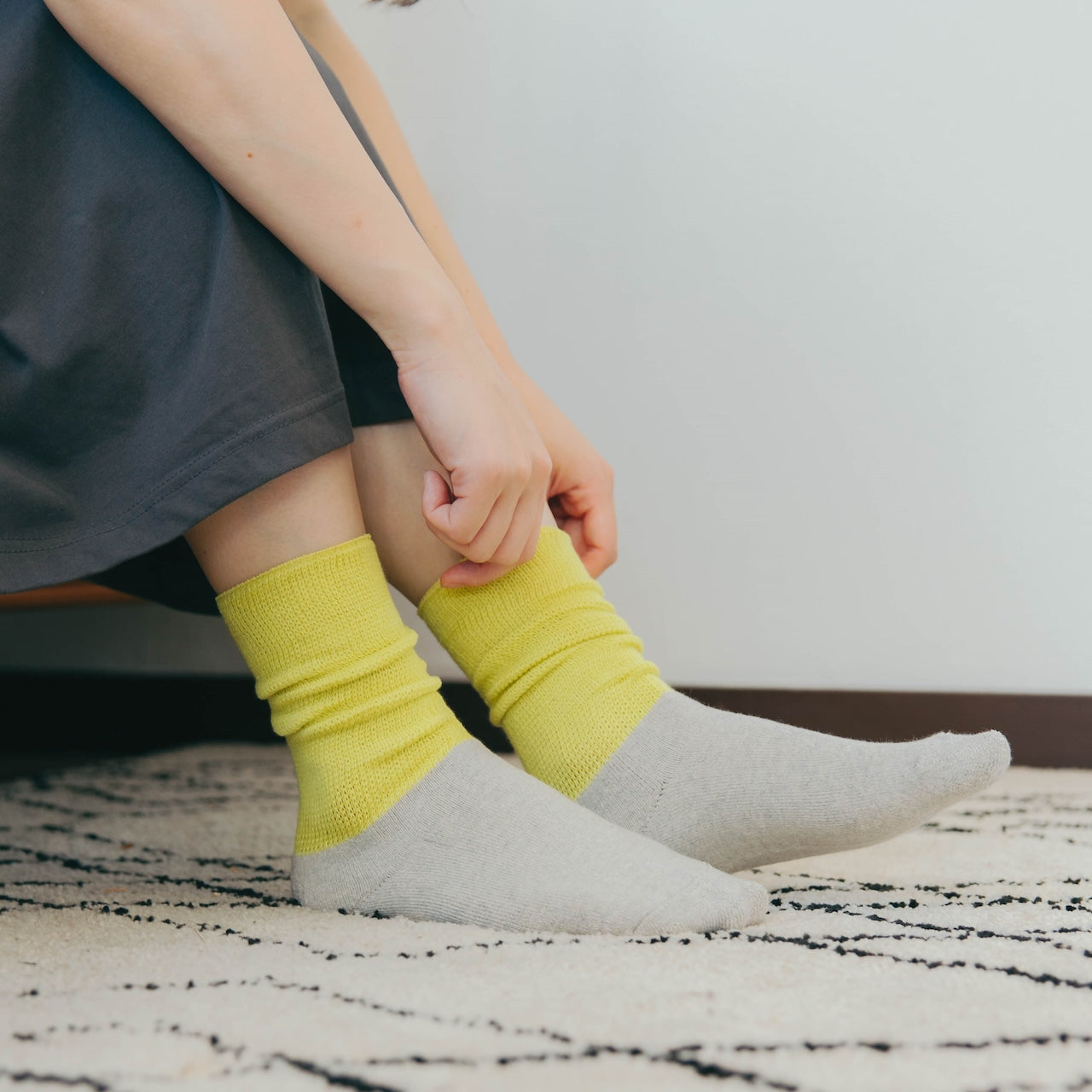 Japanese Charcoal Pile Socks — Cedar & Cypress Ceramic Charcoal, 99% Odor Elimination | Made in Japan