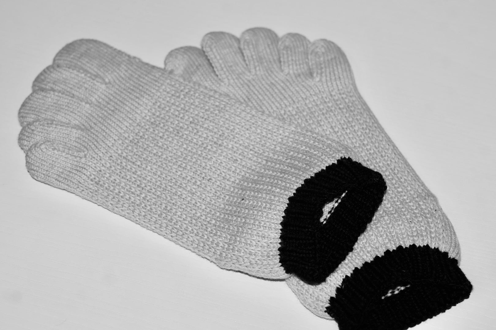 Everyday Grounding Socks – Japanese 5-Toe Comfort Knit