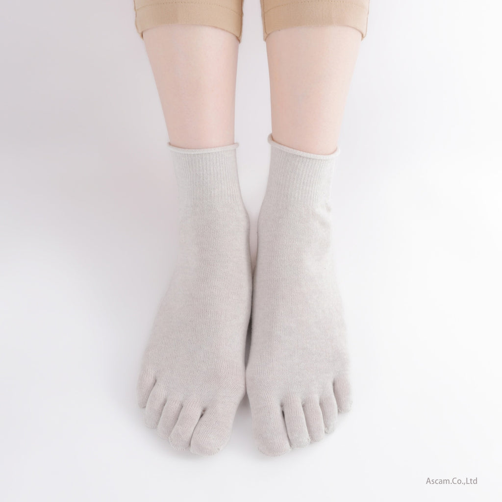 Japanese Charcoal 5-Toe Socks — Organic Cotton, One Size Fits Most, Sensitive Skin | Made in Japan
