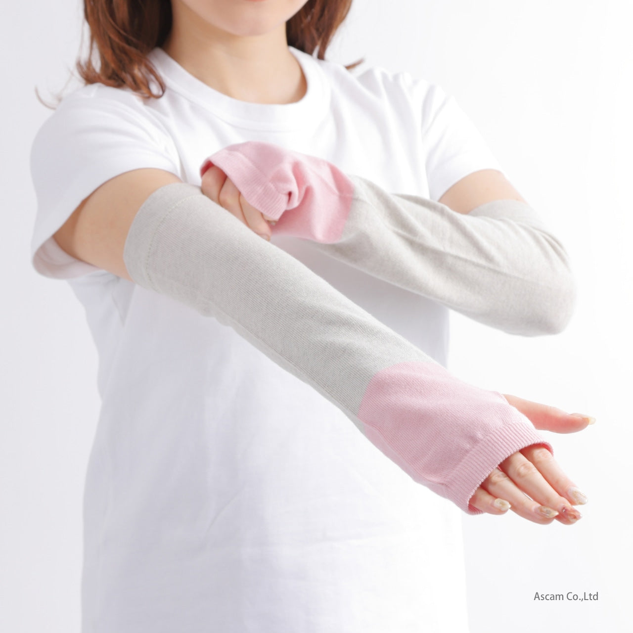Japanese Charcoal Arm Cover — UV Protection 94%, Organic Cotton, Lightweight | Made in Japan